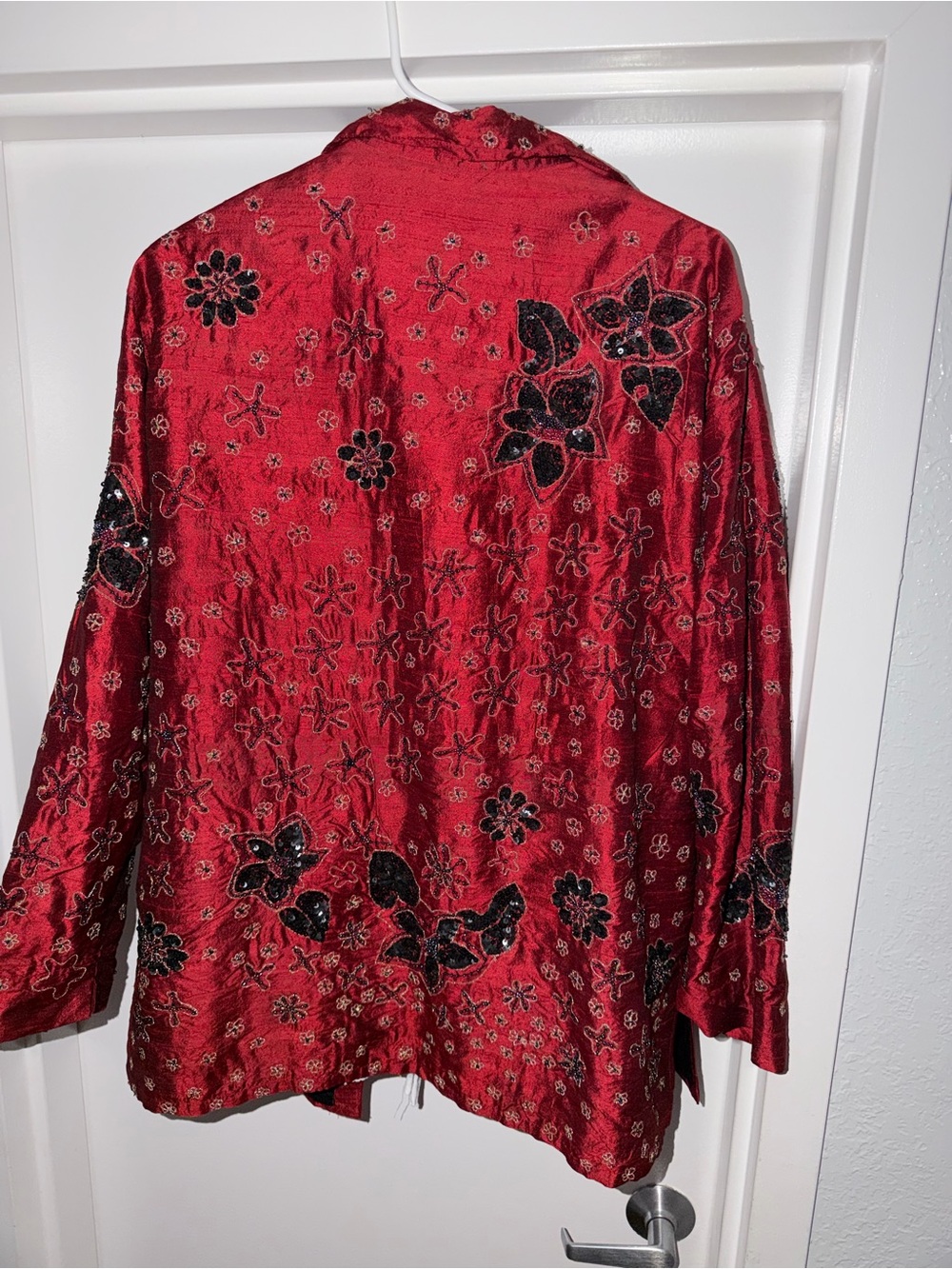 Chico's Red and Black  100% SILK Embroidered Heart Patch Jacket